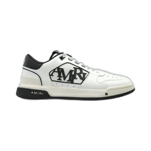 Classic Low Sneakers