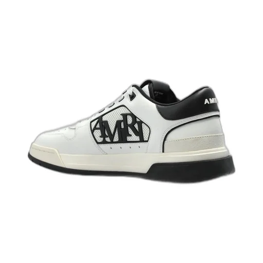 Classic Low Sneakers