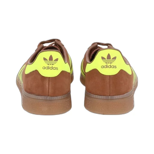 Munchen Lace-Up Sneakers