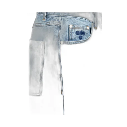 Tapered Fit Jeans