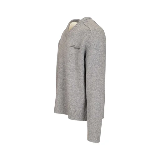 V-Neck Jumper