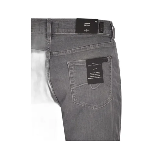 Slimmy Tapered Jeans