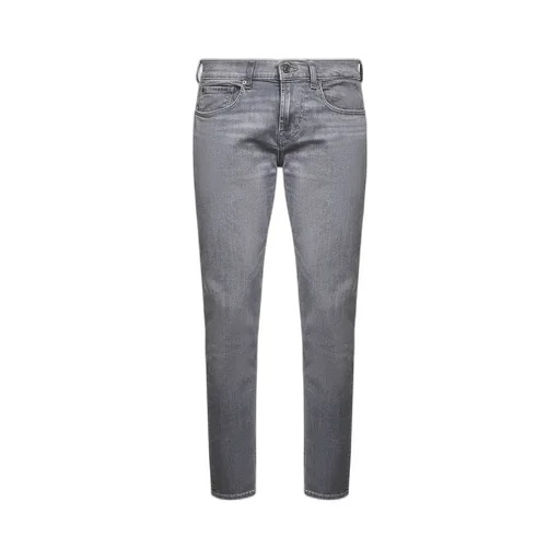 Slim-Fit Jeans
