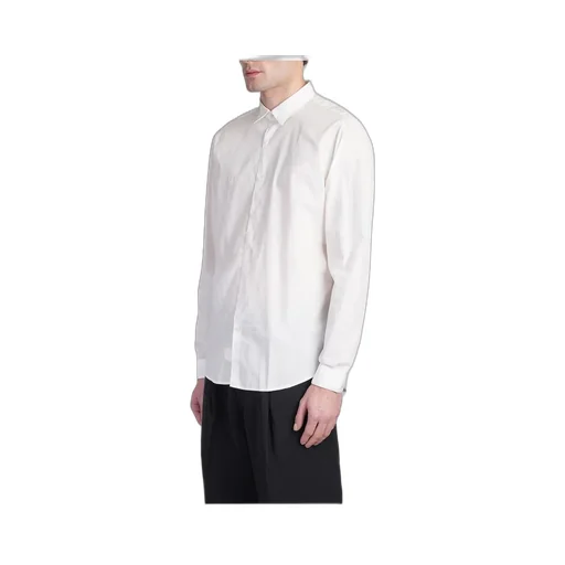 Long Sleeve Buttoned Shirt