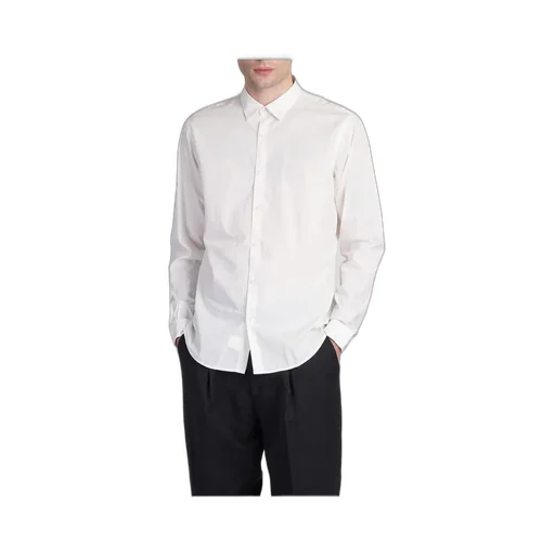 Long Sleeve Buttoned Shirt