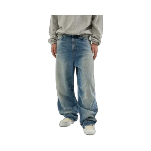 Relaxed Fit Jeans