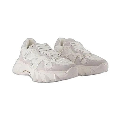 B East Sneakers