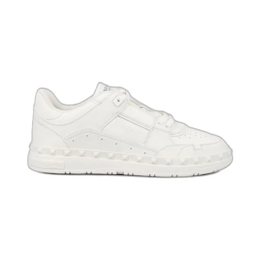 Freedots Lace-Up Sneakers