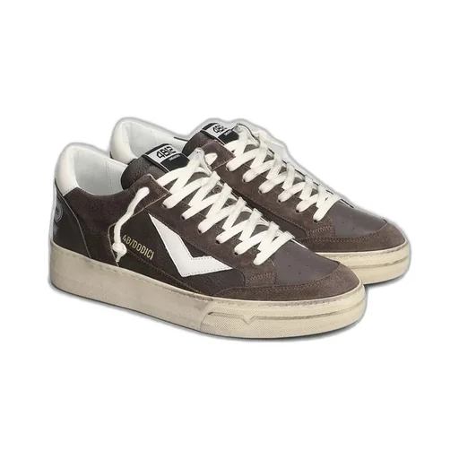 Kyle Sneakers