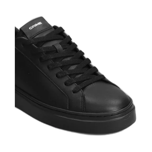 Extralight Lace-Up Sneakers