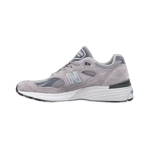 991V2 Lace-Up Sneakers