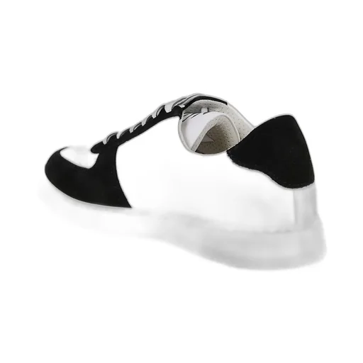 Pegaso Round Toe Lace-Up Sneakers