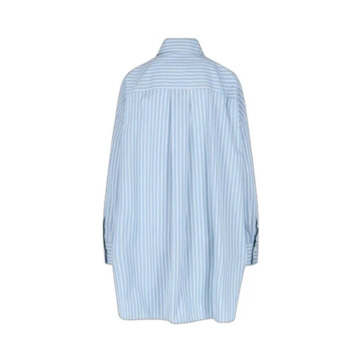 Oversized Buttoned Shirt
