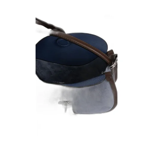 Small Buckle-Fastening Shoulder Bag