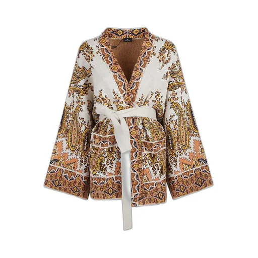 Belted Cape