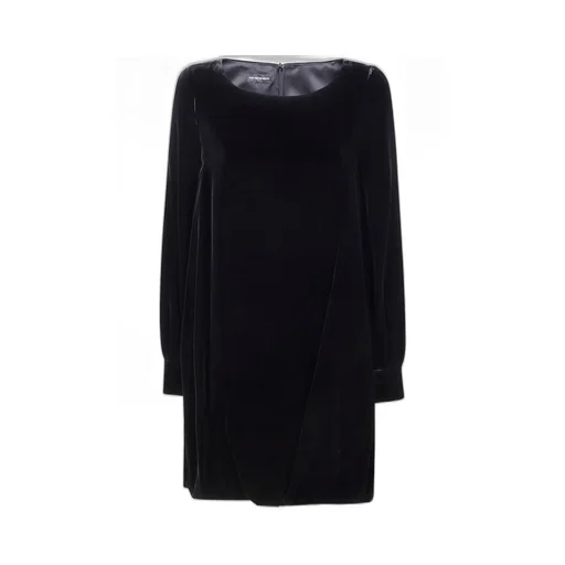 Long Sleeved Velvet Dress