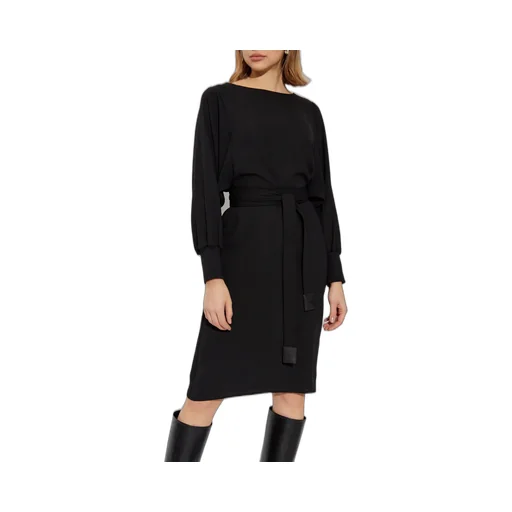 Dress With Belt