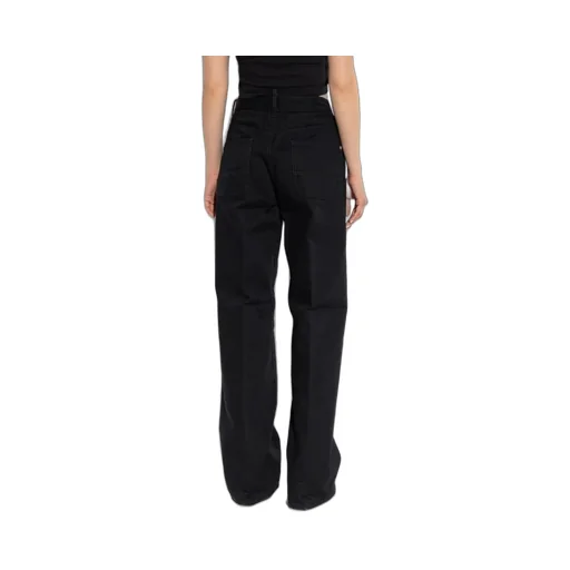 Wide-Leg Jeans