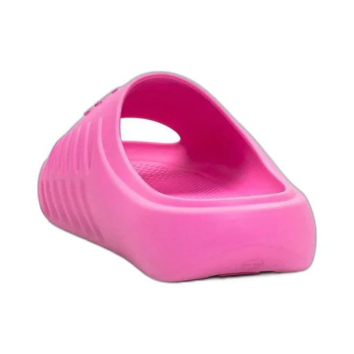 Canadian Leaf Slip-On Slides