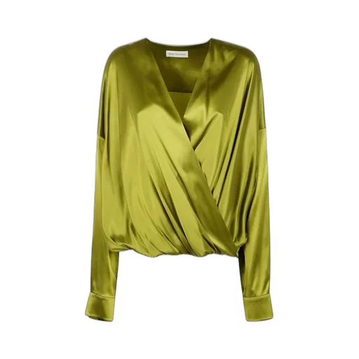 Long-Sleeved V-Neck Shirt