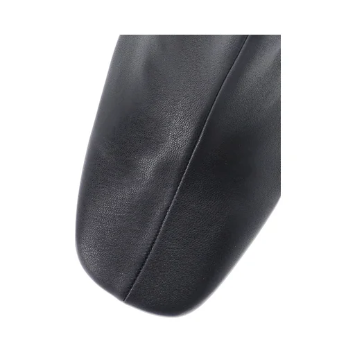 Zip-Up Pointed Toe Boots
