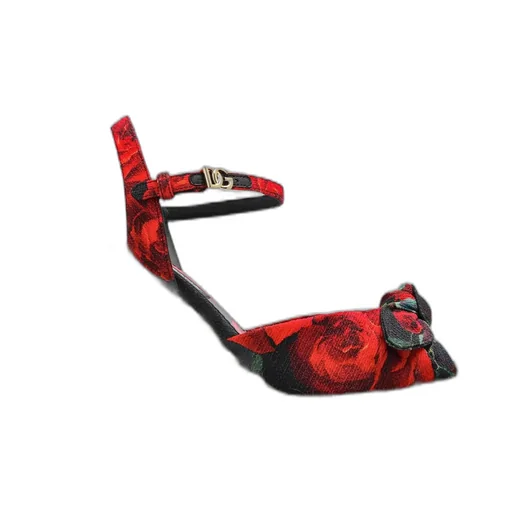 Floral Motif Wedge Sandals