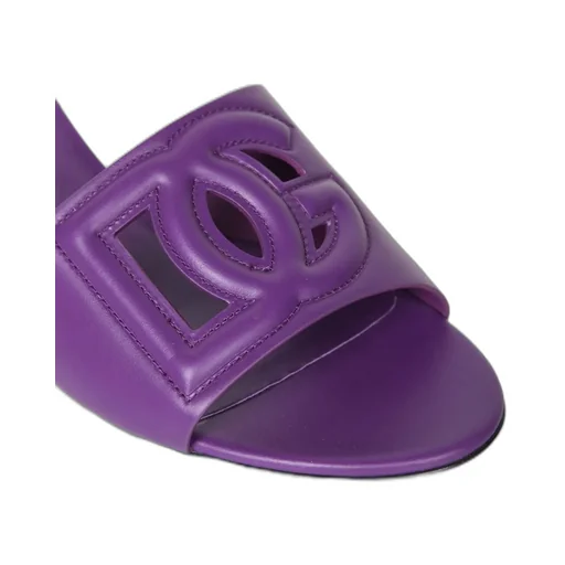 Cut-Out Logo Detailed Slides