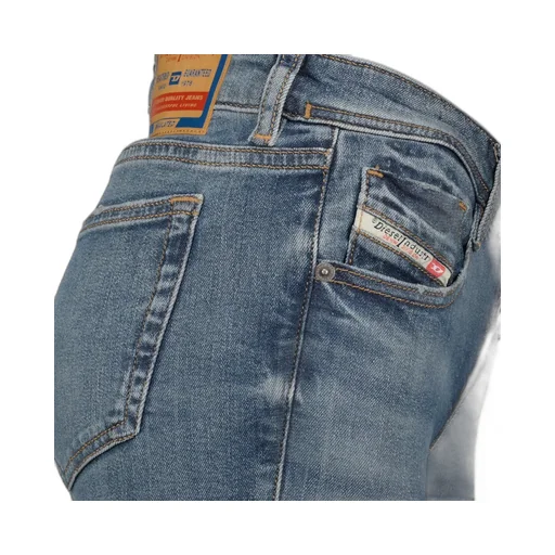 1969 D-Ebbey Flared Jeans