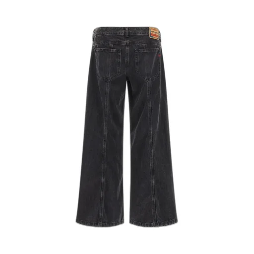 D-Akii Wide Leg Jeans