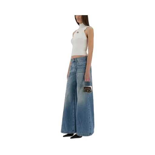 D-Akii Flared Jeans