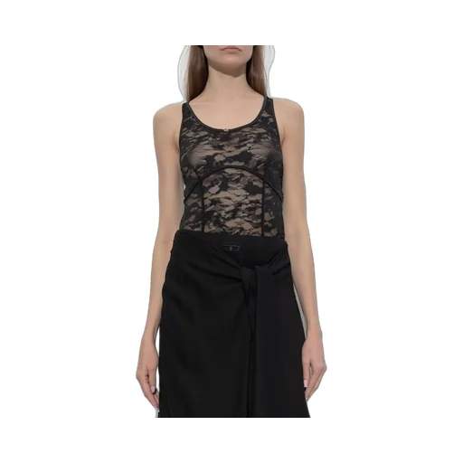 Ezzy-Utlt Lace Top
