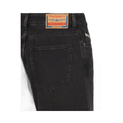 1996 D-Sire L32 Jeans
