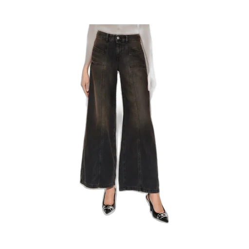 D-Akii Wide Leg Jeans