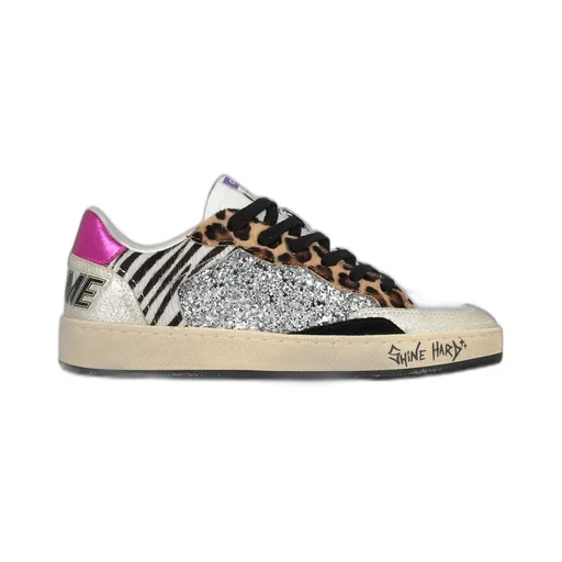Chelsea Sneakers