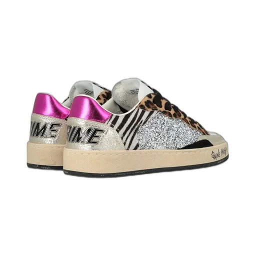 Chelsea Sneakers