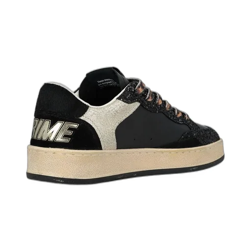 Chelsea Sneakers