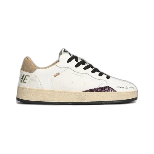 Chelsea Sneakers