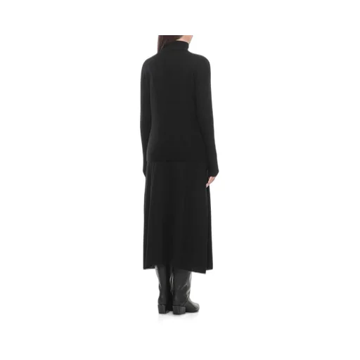 High-Neck Knitwear
