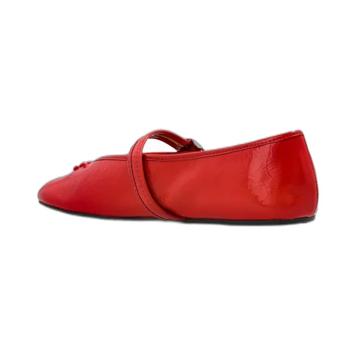 Buckle Detailed Ballet Flats