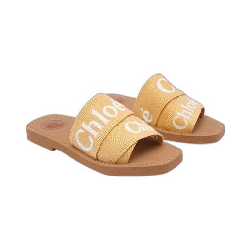 Woody Slides