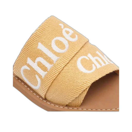 Woody Slides