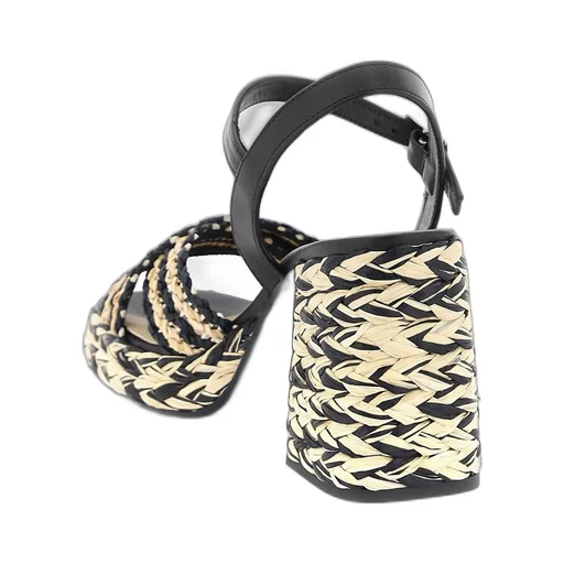 Vicen Crossover Strap Platform Sandals