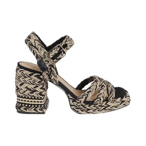 Alpargata Valeria Square Toe Sandals