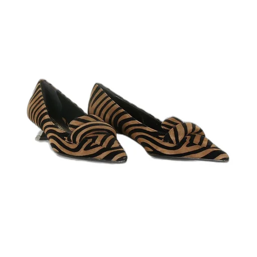 Pointed Toe Heeled Pumps