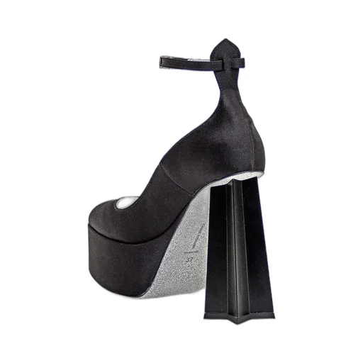 Round Toe Ankle Strap Pumps