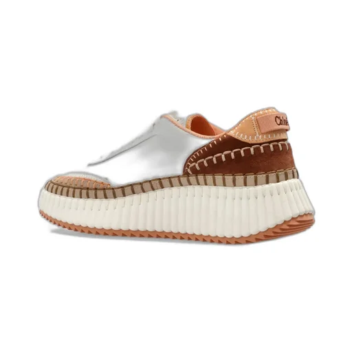 Nama Low-Top Sneakers