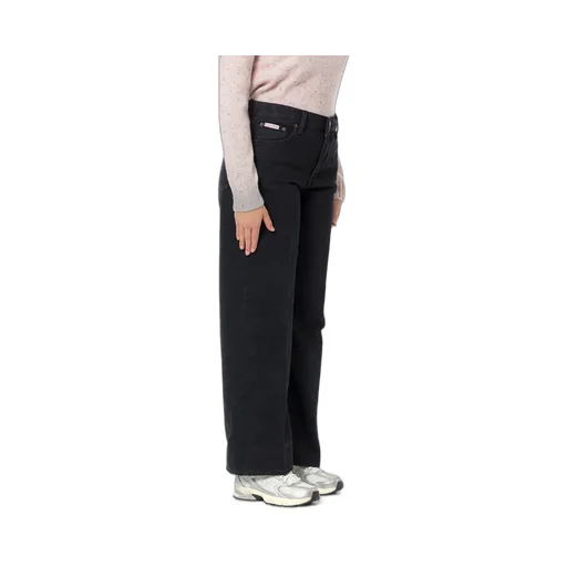 Low Rise Baggy Jeans