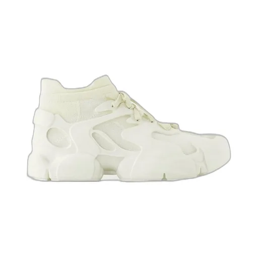Tossu Lace-Up Sneakers