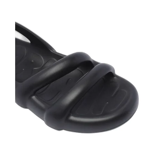 Kobarah Flat Sandals