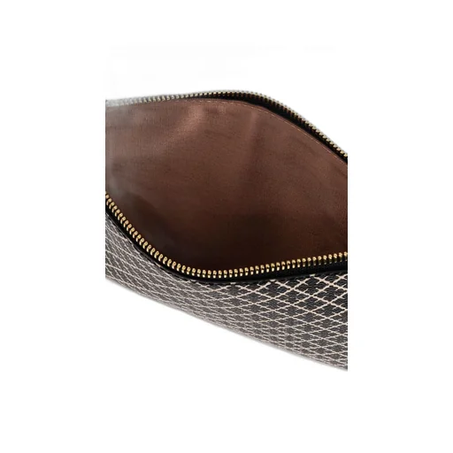 Graphic Printed Zipped Shoulder Bag